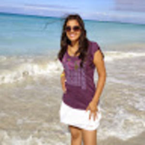 Meet your Posher, Alejandra